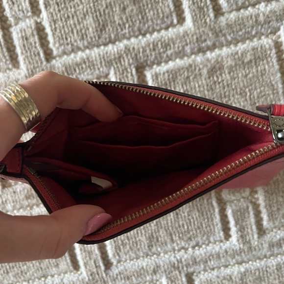 Red coach small handbag wallet - Picture 3 of 4